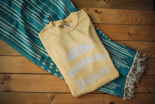 SUNSHINE & SHUSWAP Unisex RETRO T-shirt (NEW!)