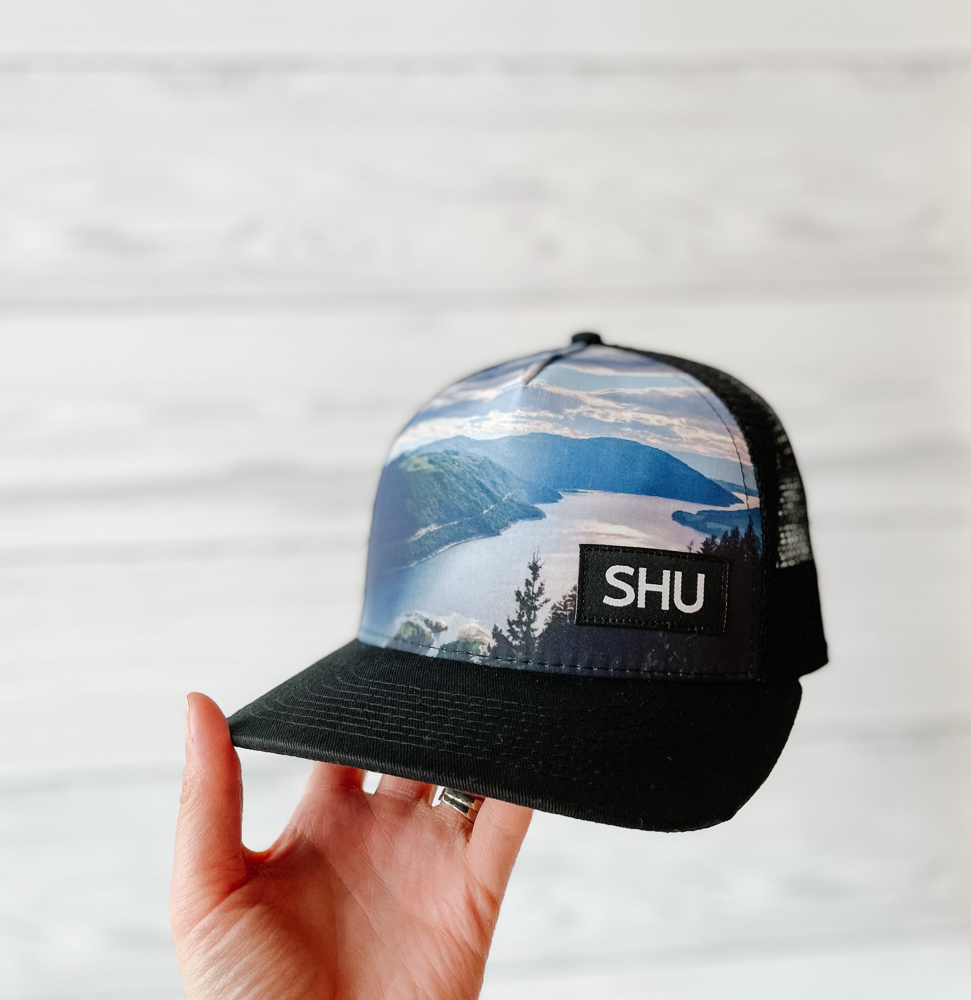 SHU VIEW Premium Adjustable Hat